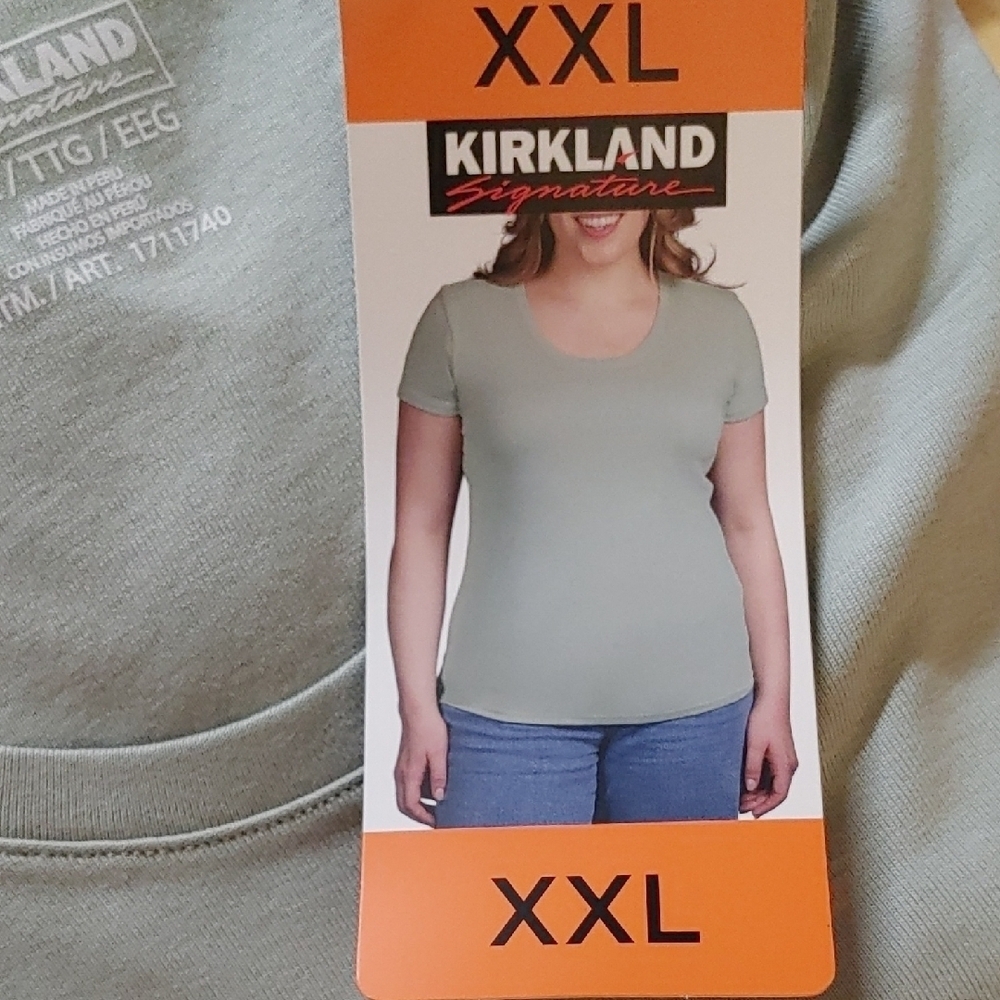 NWT Kirkland Signature Pima Cotton Tee Green - Picture 4 of 6